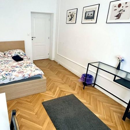 Fantastic Waw - Kp69 Room D ワルシャワ エクステリア 写真