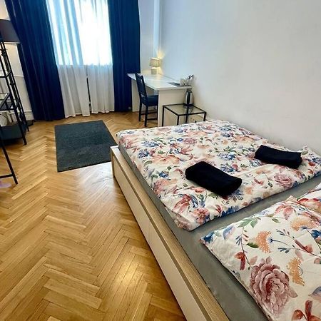 Fantastic Waw - Kp69 Room D ワルシャワ エクステリア 写真